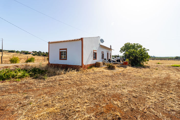 Image No.12-1 Bed Villa for sale