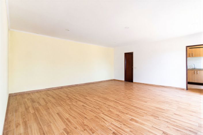 Image No.3-1 Bed Villa for sale