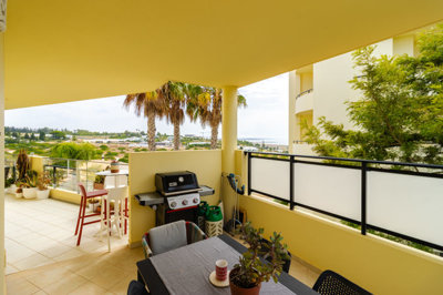 1 BALCONY 1.jpg