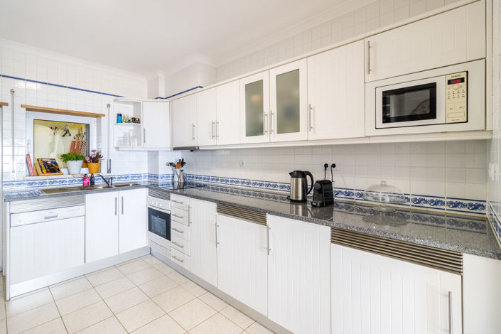 Image No.17-3 Bed Apartment for sale
