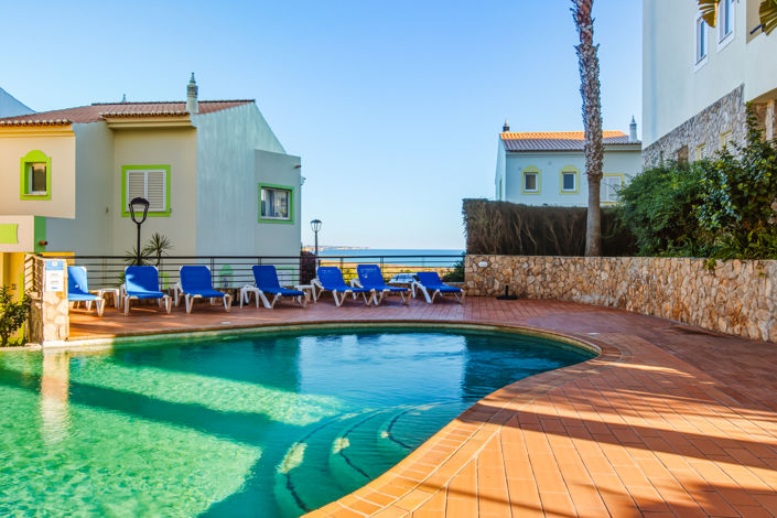 Image No.40-3 Bed Apartment for sale