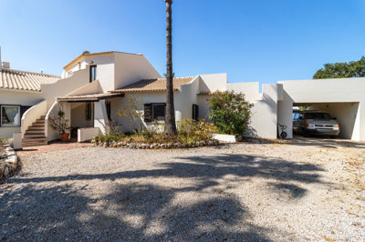 9 EXTERIOR (3).jpg