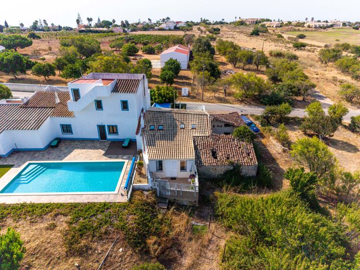 Image No.24-2 Bed Villa for sale