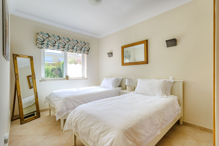 Image No.10-3 Bed Villa for sale