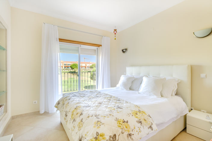 Image No.18-3 Bed Villa for sale