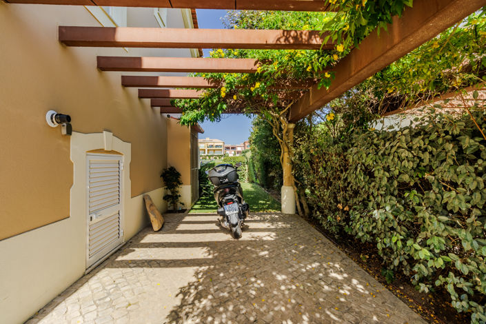 Image No.27-3 Bed Villa for sale