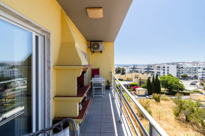3 BALCONY (1).jpg
