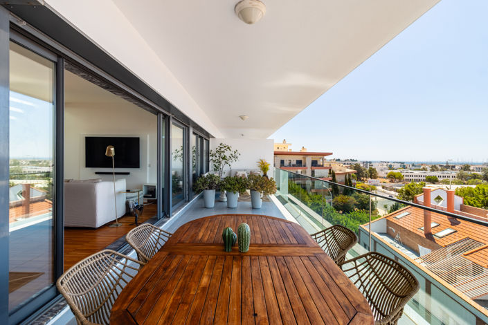 Image No.15-3 Bed Apartment for sale