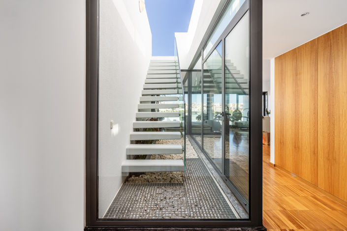 Image No.34-3 Bed Apartment for sale