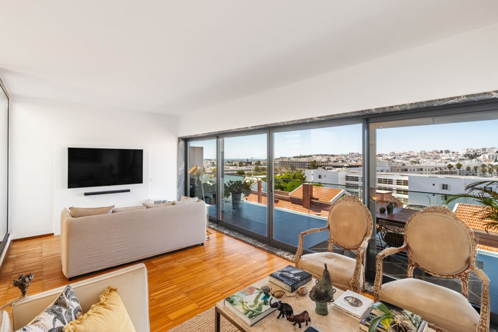 Image No.5-3 Bed Apartment for sale