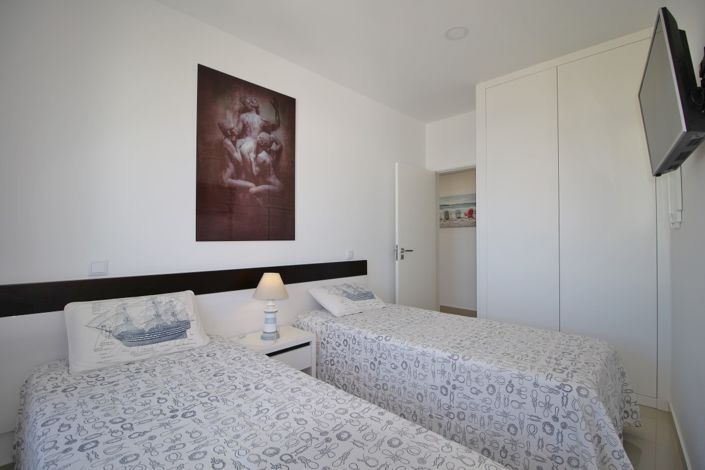 Image No.14-3 Bed Apartment for sale