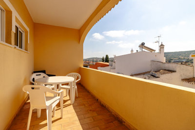 4.1 balcony (1).jpg