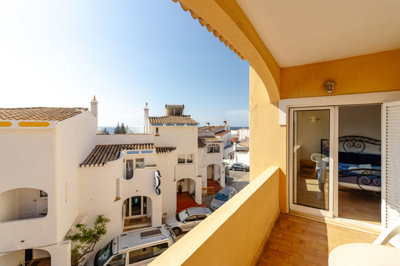 4.1 balcony (2).jpg