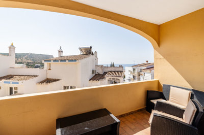 1 balcony (3).jpg