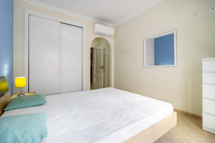 Image No.18-2 Bed Apartment for sale