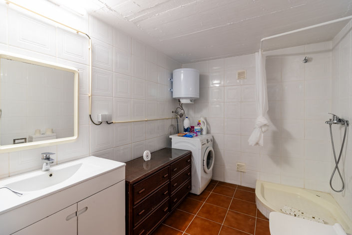 Image No.24-2 Bed Apartment for sale