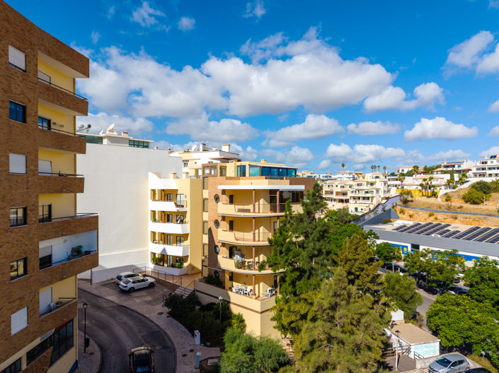 Image No.28-2 Bed Apartment for sale