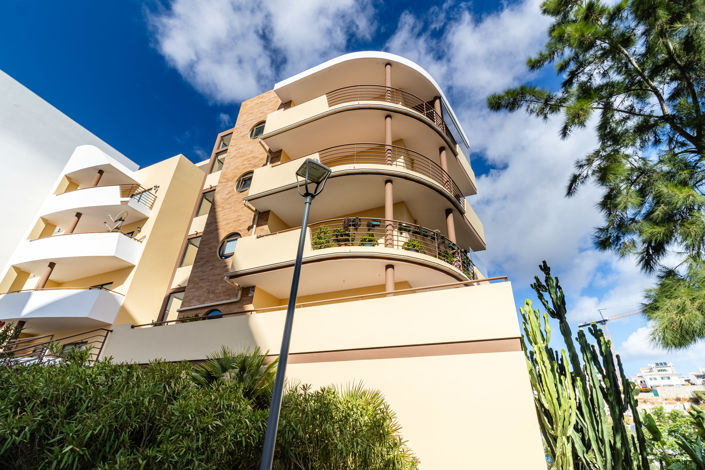 Image No.37-2 Bed Apartment for sale