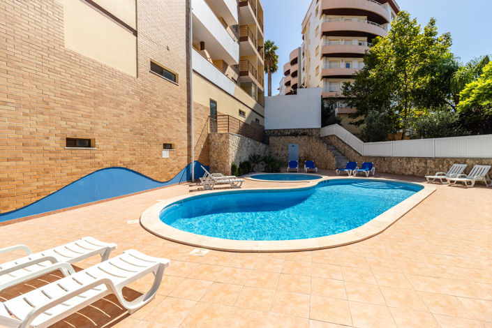 Image No.40-2 Bed Apartment for sale