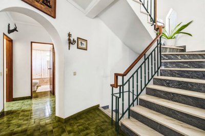 stairs.jpg
