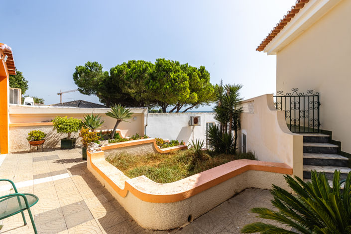 Image No.29-4 Bed Villa for sale