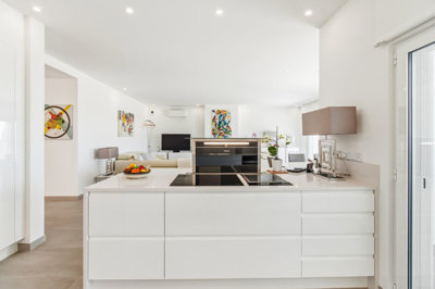 1 kitchen (4).jpg