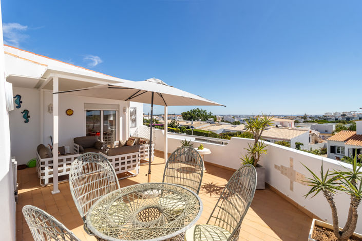 Image No.18-4 Bed Villa for sale