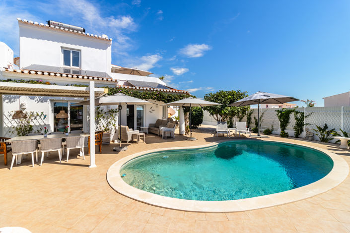 Image No.43-4 Bed Villa for sale