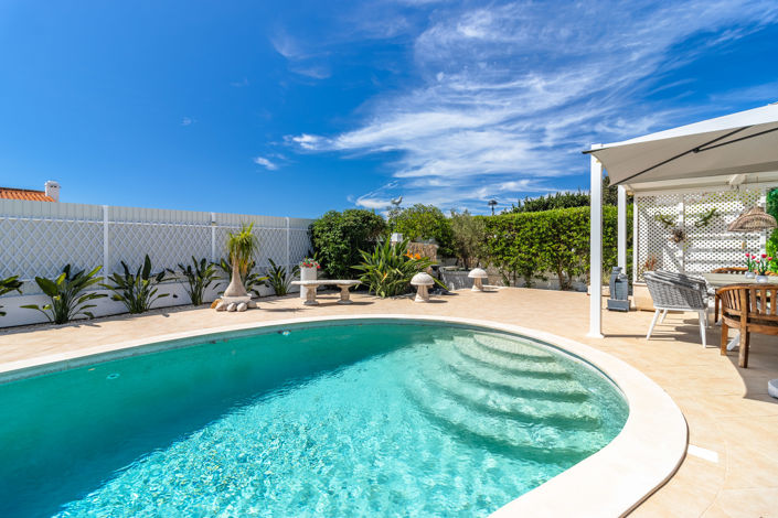 Image No.47-4 Bed Villa for sale