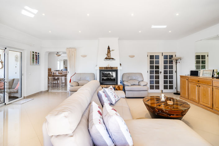 Image No.5-4 Bed Villa for sale