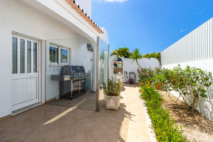 Image No.53-4 Bed Villa for sale