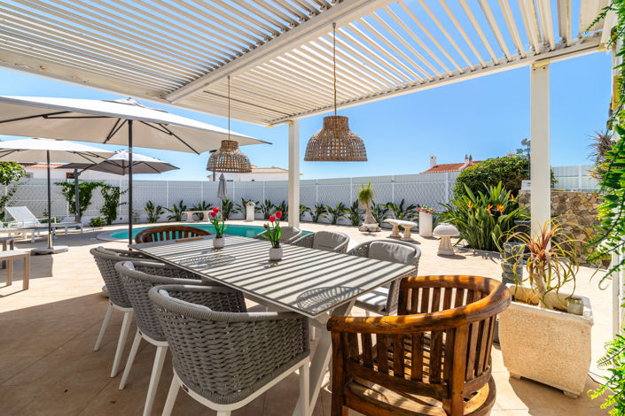 Image No.57-4 Bed Villa for sale
