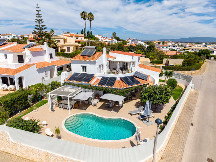 Image No.58-4 Bed Villa for sale
