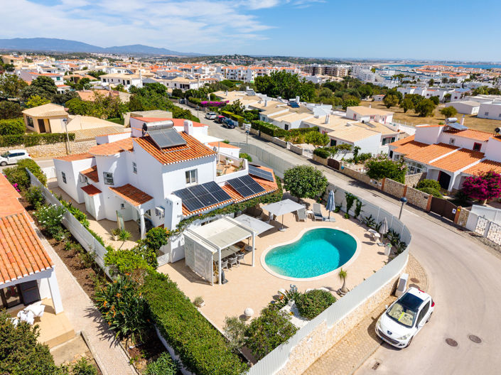 Image No.59-4 Bed Villa for sale