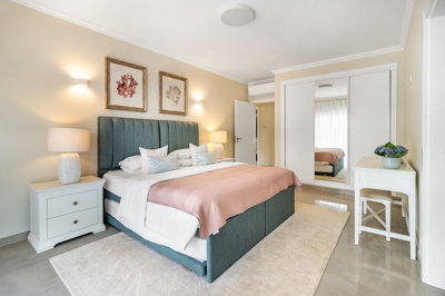 4 MASTER BEDROOM (2).jpg