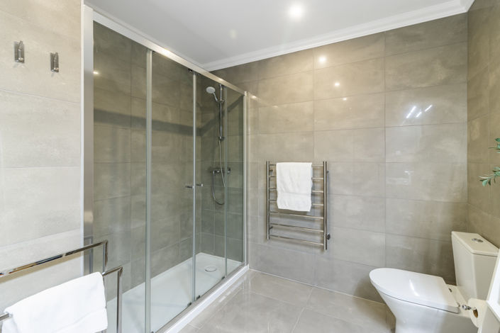 Image No.19-2 Bed Apartment for sale