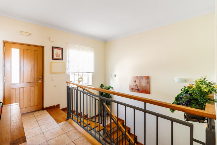 Image No.19-2 Bed Townhouse for sale