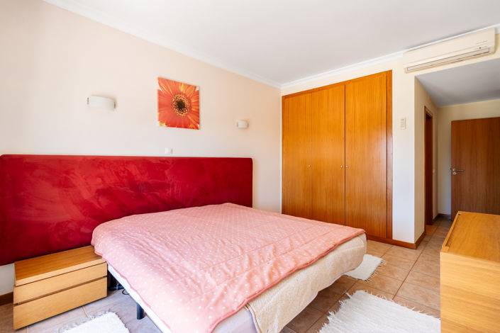 Image No.28-2 Bed Townhouse for sale
