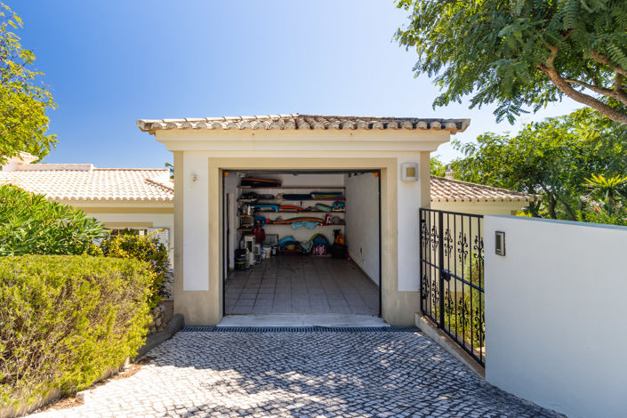 Image No.57-5 Bed Villa for sale