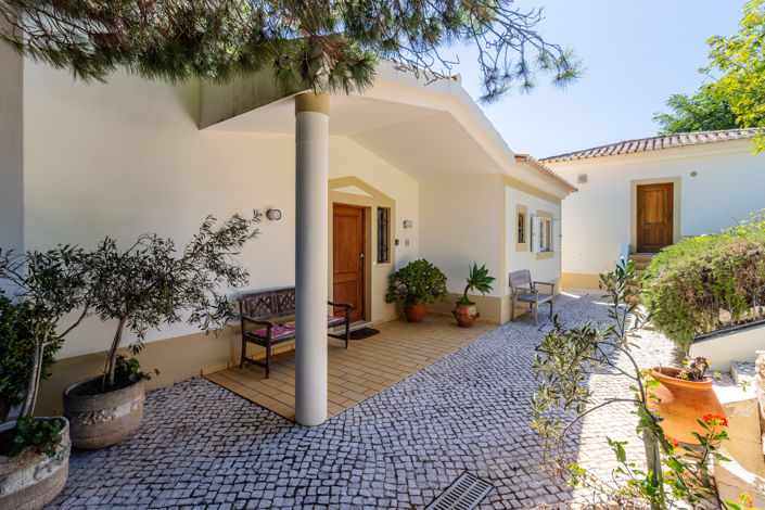 Image No.58-5 Bed Villa for sale