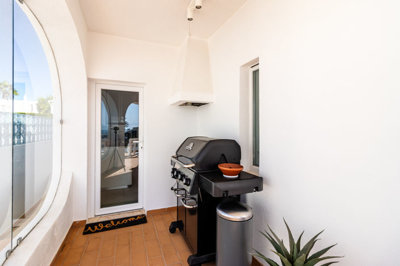 bbq area.jpg