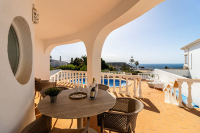 dining terrace.jpg