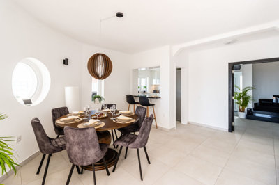 2 DINING ROOM (6).jpg