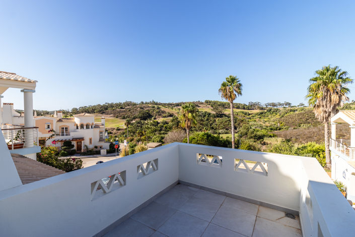 Image No.32-3 Bed Villa for sale