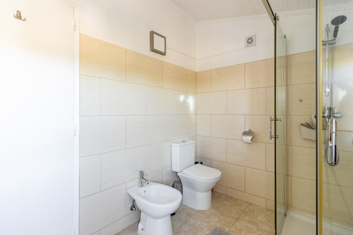Image No.35-9 Bed Villa for sale