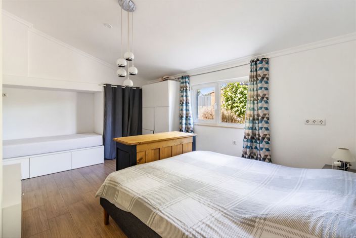 Image No.48-9 Bed Villa for sale