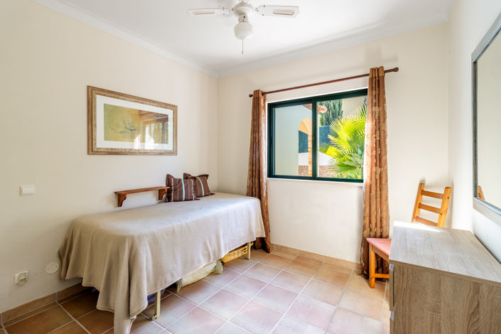Image No.17-4 Bed Villa for sale