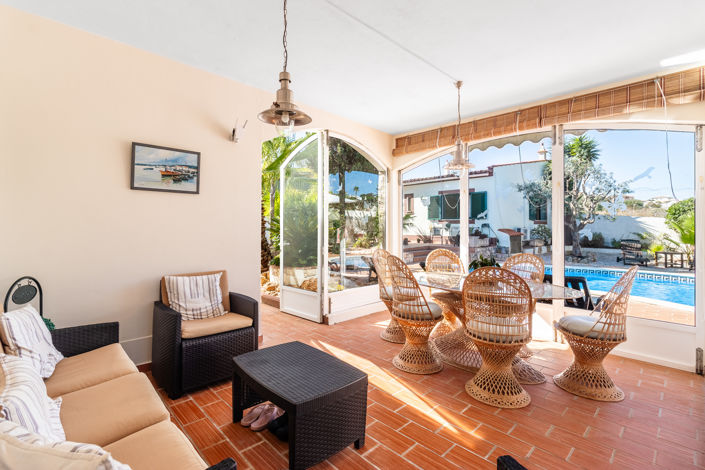 Image No.8-4 Bed Villa for sale