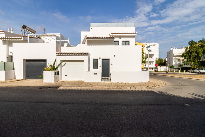 Image No.37-3 Bed Villa for sale