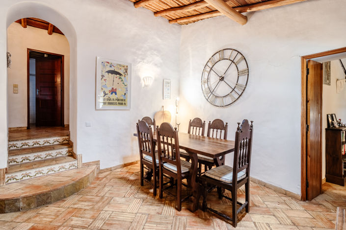 Image No.11-6 Bed Villa for sale
